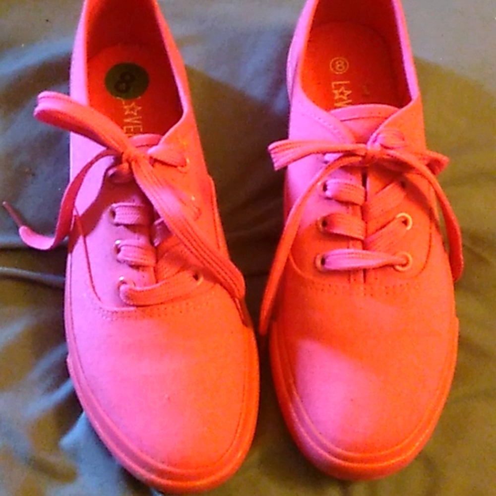 Womens sneakers